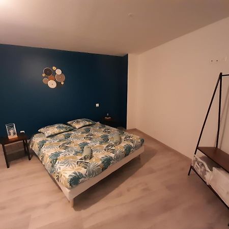 Le Travers Apartment Joigny Ngoại thất bức ảnh