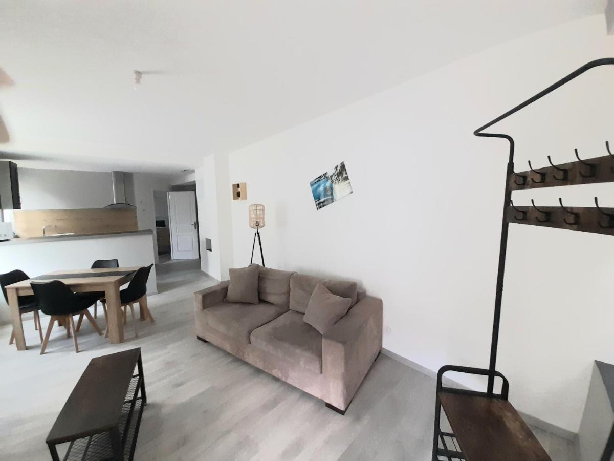 Le Travers Apartment Joigny Ngoại thất bức ảnh