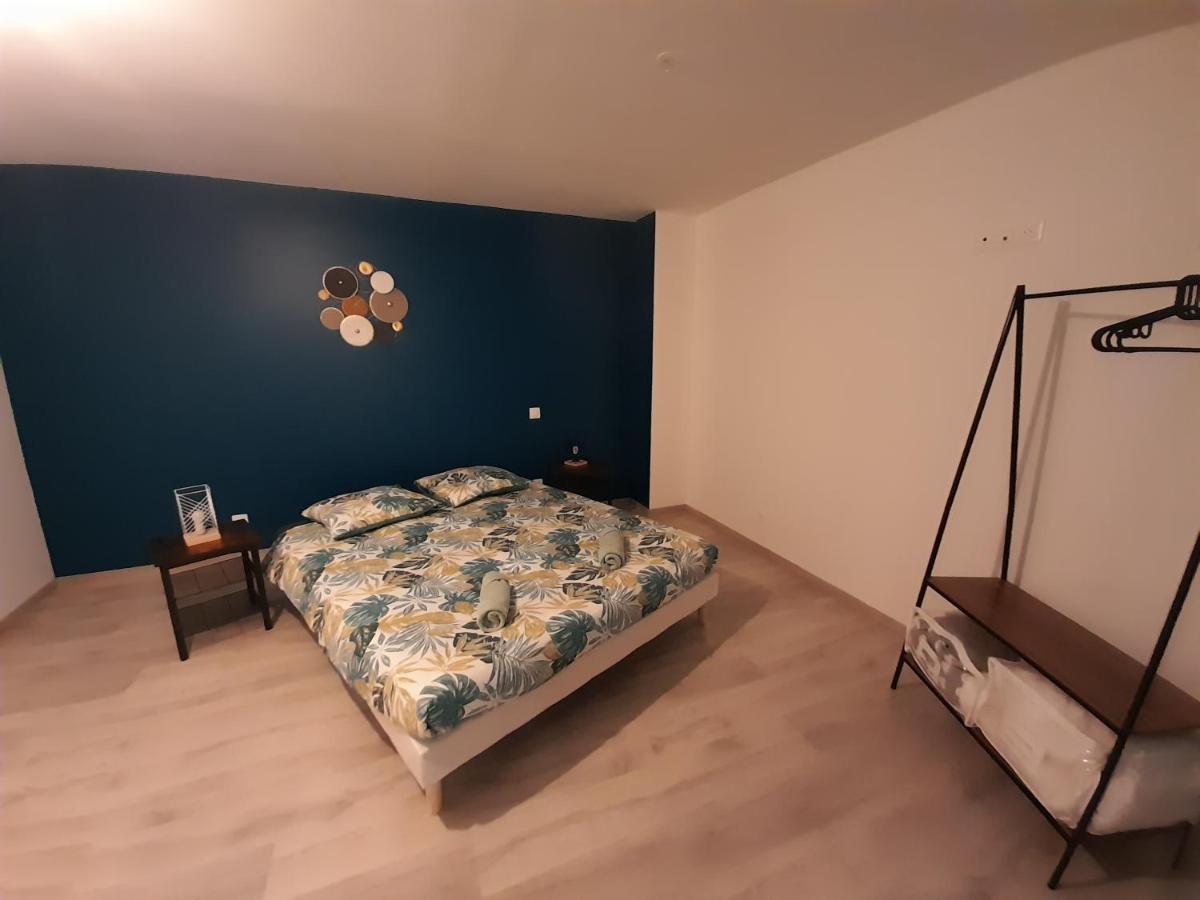 Le Travers Apartment Joigny Ngoại thất bức ảnh