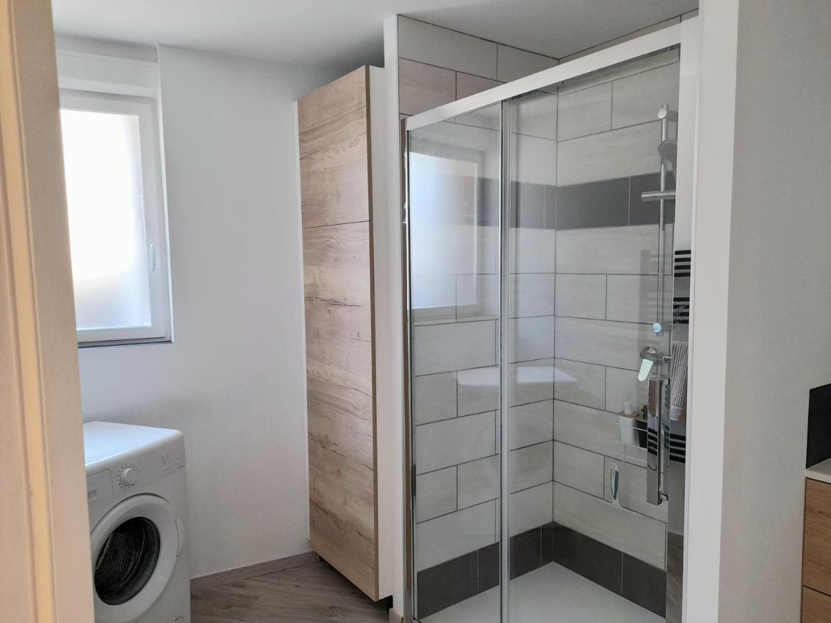 Le Travers Apartment Joigny Ngoại thất bức ảnh